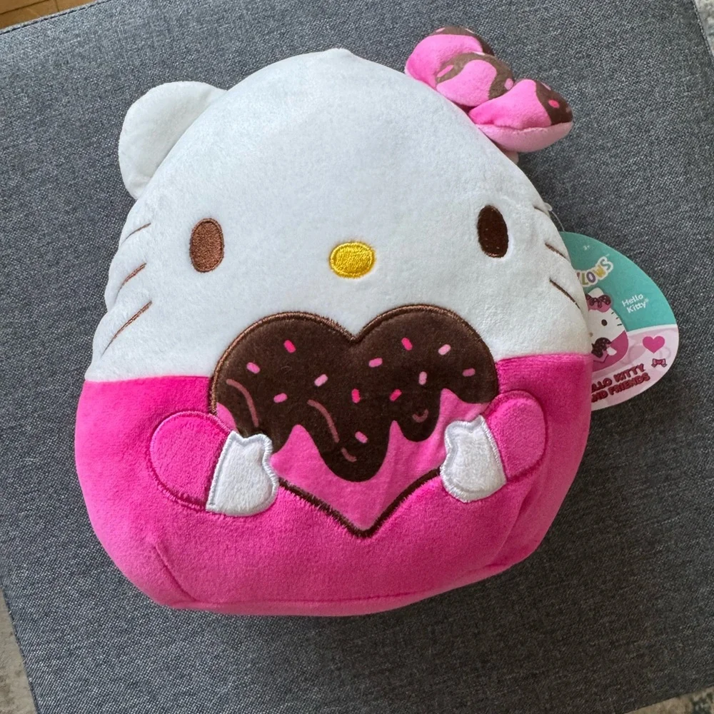 ❌ SOLD! ❌ Valentine’s Day Hello Kitty Pink Squishmallow - Picture 2 of 3